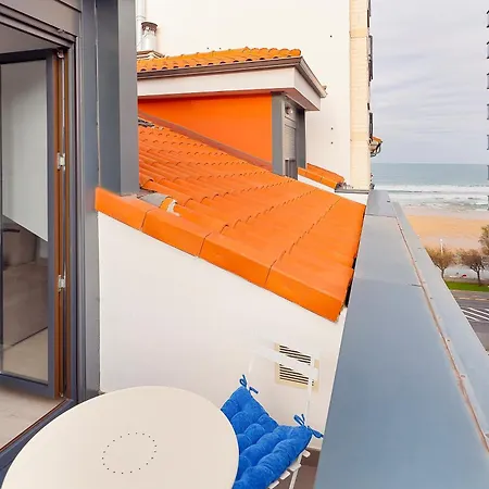 Atico Con Terraza En Playa De San Lorenzo Apartament